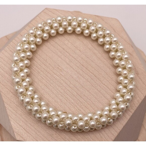 Jewelry - Stretchy Off White Faux Pearl Bracelet Women’s Jewelry
